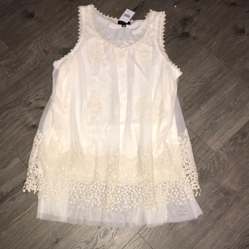 Cal Style, Cream/Ivory tank with double layers.